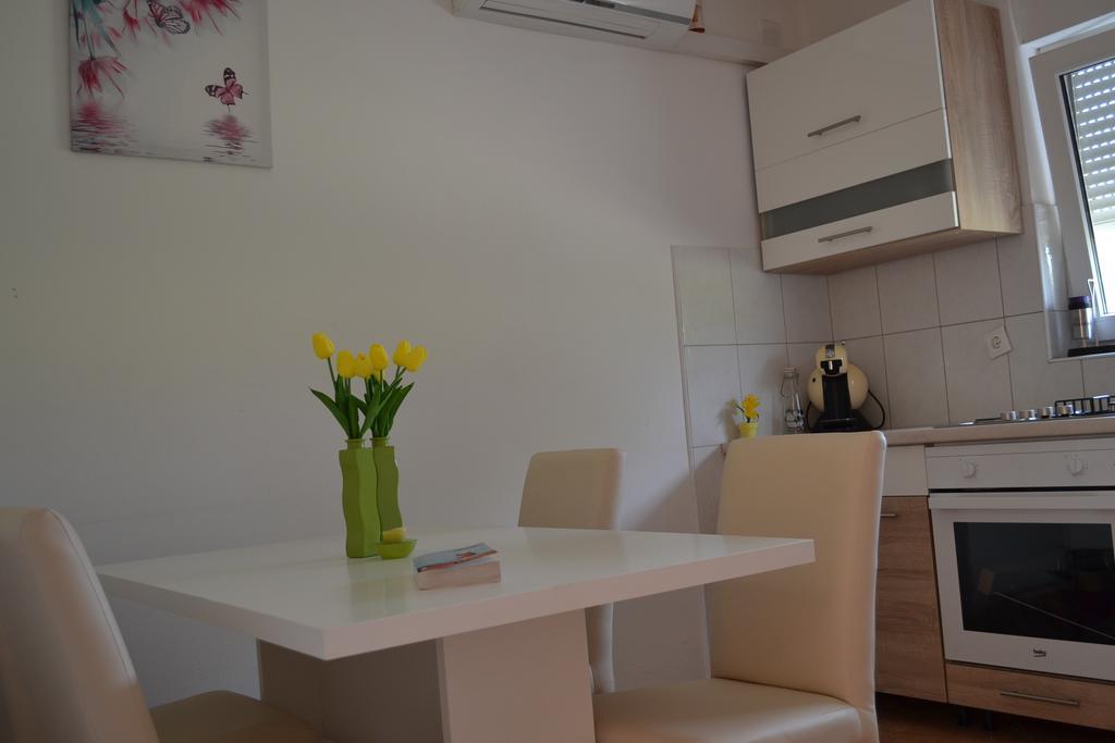 Apartments Danijela ザダル エクステリア 写真