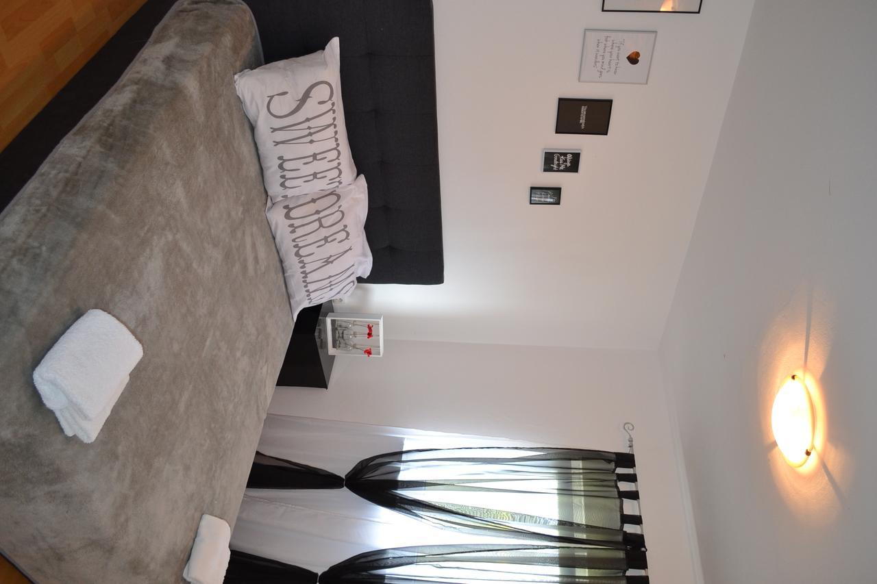 Apartments Danijela ザダル エクステリア 写真